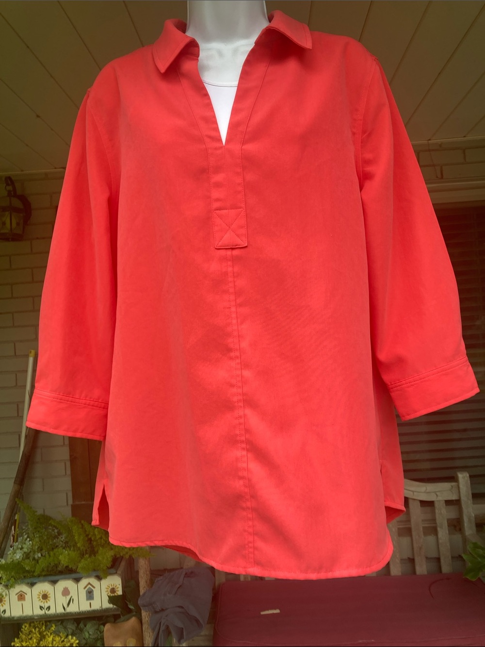 TravelSmith Coral Blouse/Tunic, size large.
